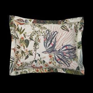 Moooi Menagerie of Extinct Animals Pair of Queen Bed Pillows (Shams) - Ivory